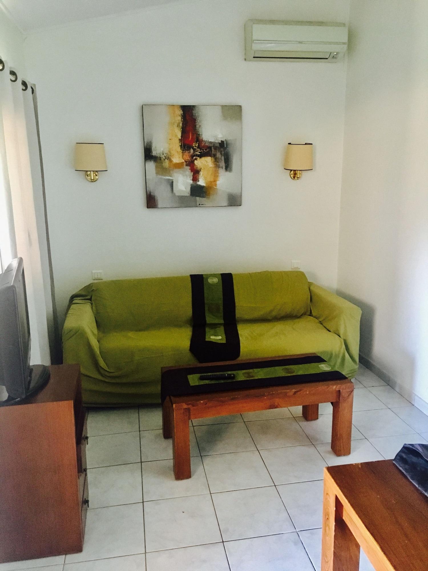 Hotel Les Hauts De Porto-Vecchio מראה חיצוני תמונה